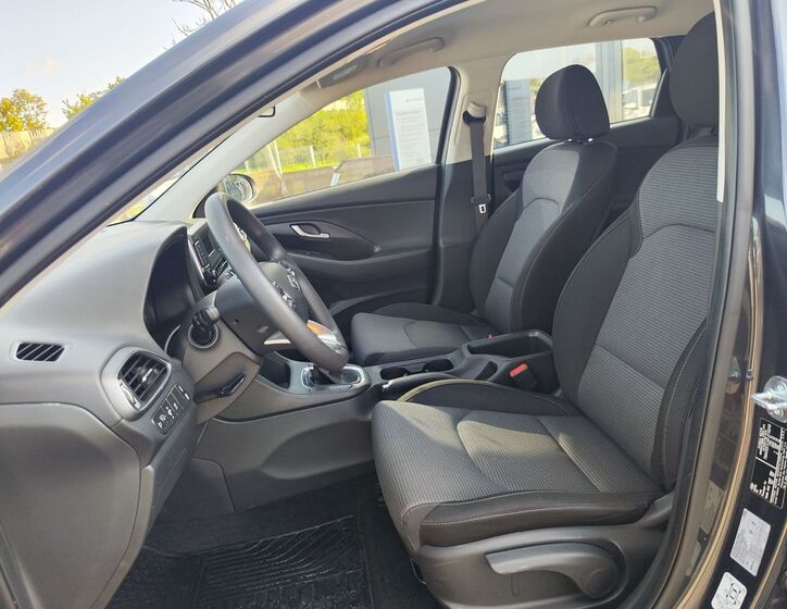 Hyundai i30 13