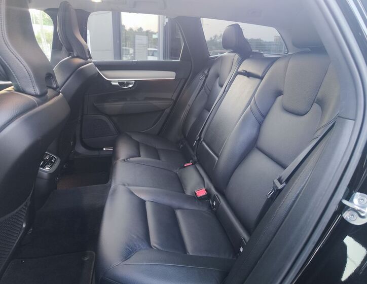 Volvo V90 13