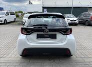 Toyota Yaris 6