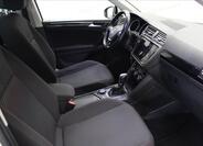 Volkswagen Tiguan 13