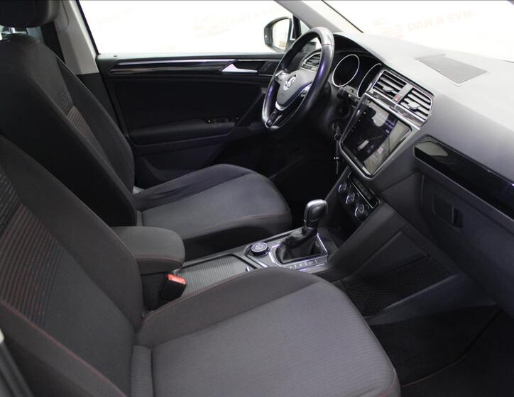 Volkswagen Tiguan 13