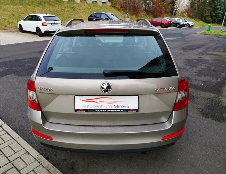 Škoda Octavia 9