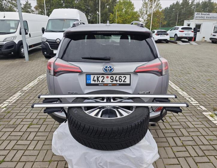 Toyota RAV4 20