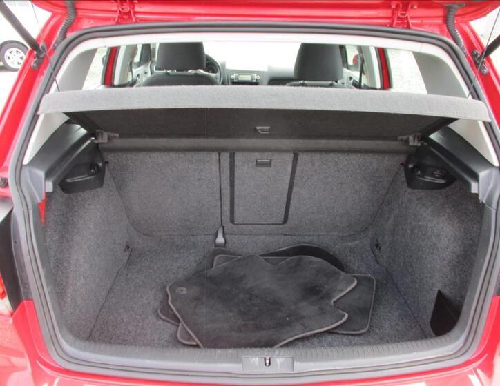 Volkswagen Golf 13