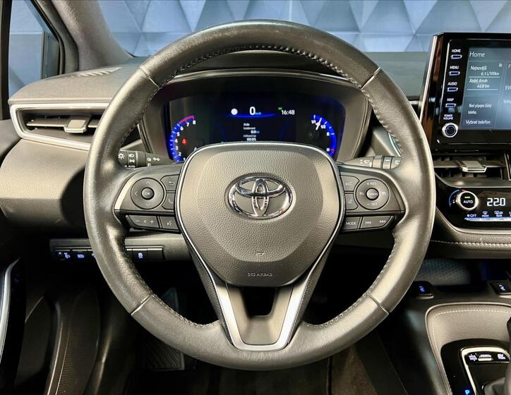 Toyota Corolla 13