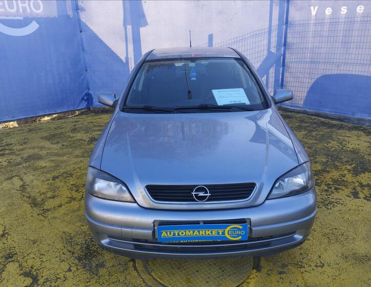 Opel Astra 2