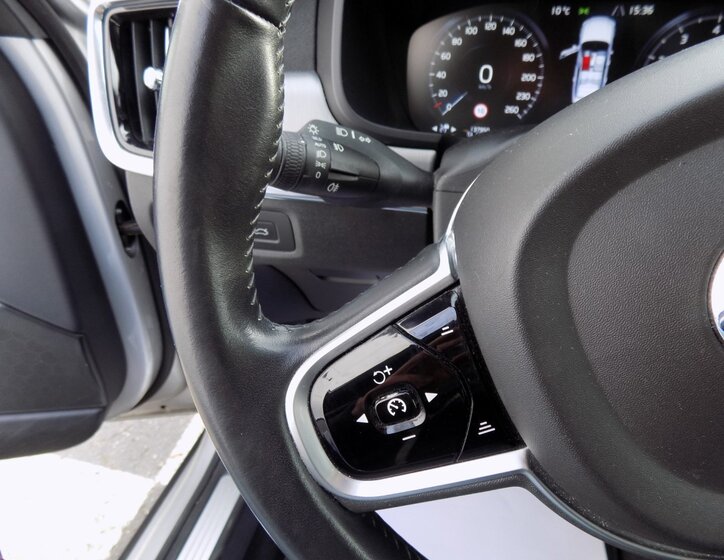 Volvo S90 22