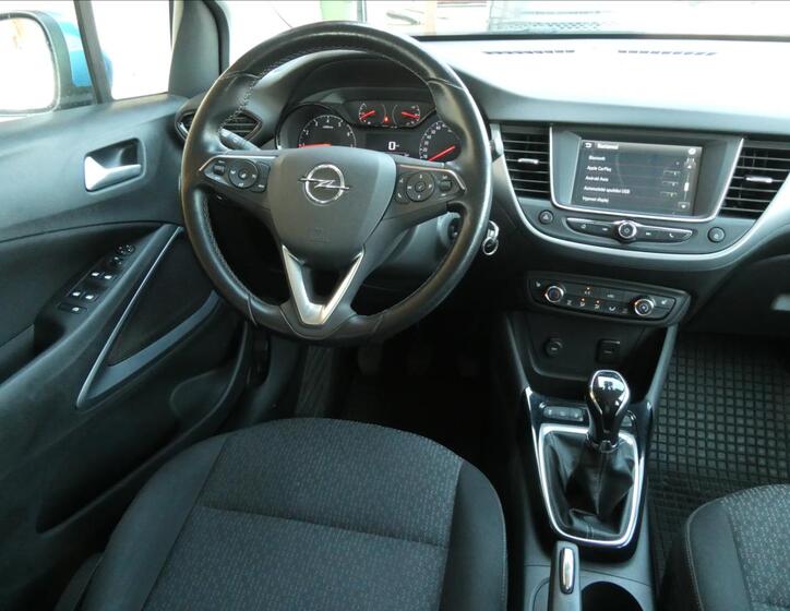 Opel Crossland X 24