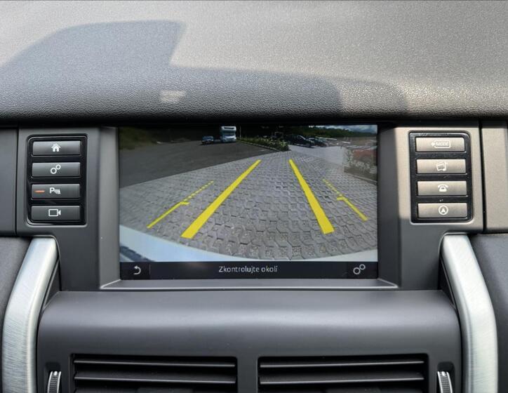Land Rover Discovery Sport 17