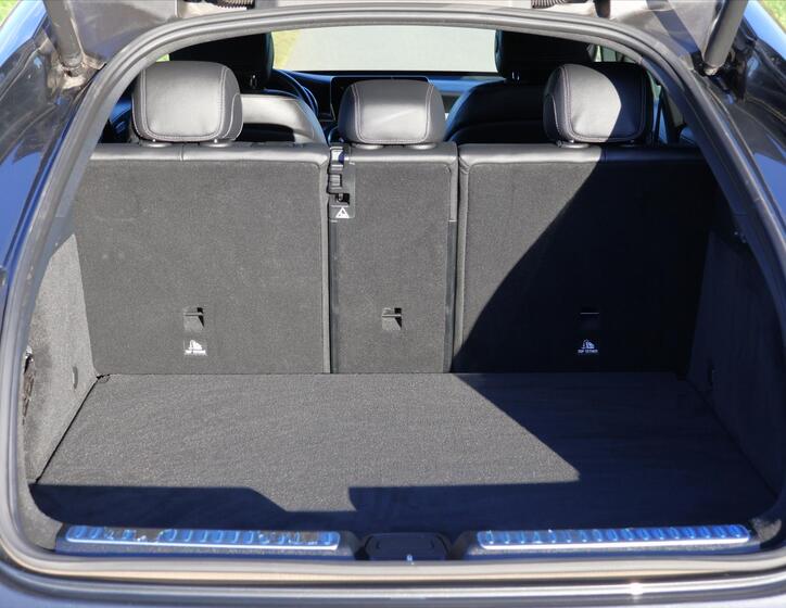 Mercedes-Benz GLC 10