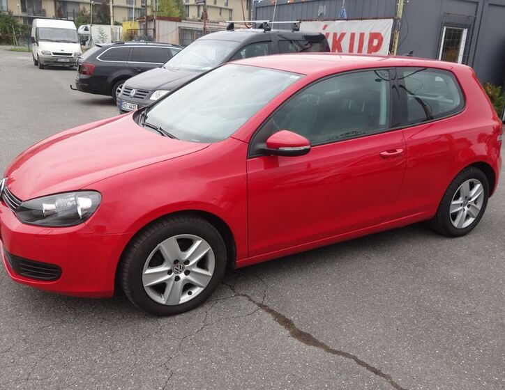 Volkswagen Golf 2