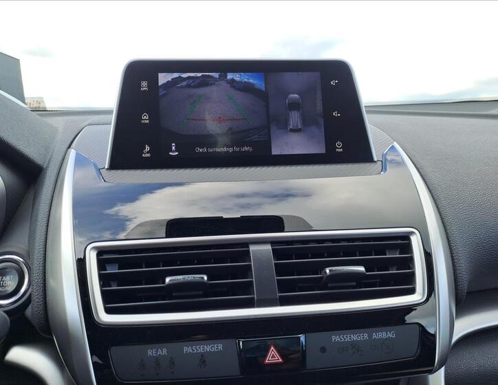 Mitsubishi Eclipse Cross 13