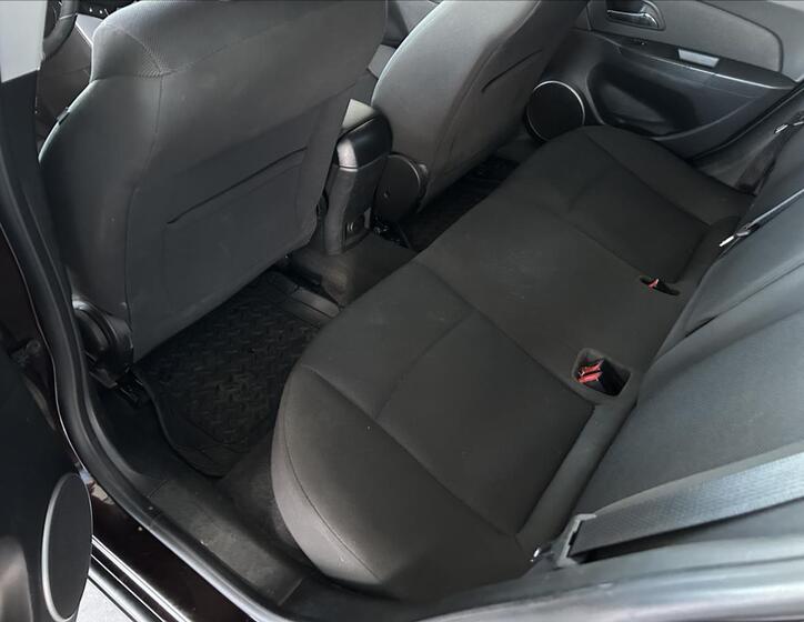 Chevrolet Cruze 15