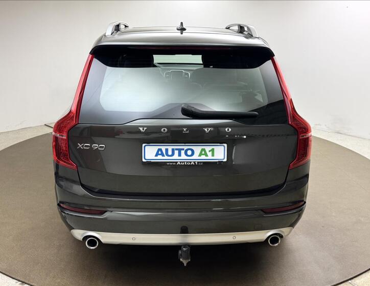 Volvo XC90 5