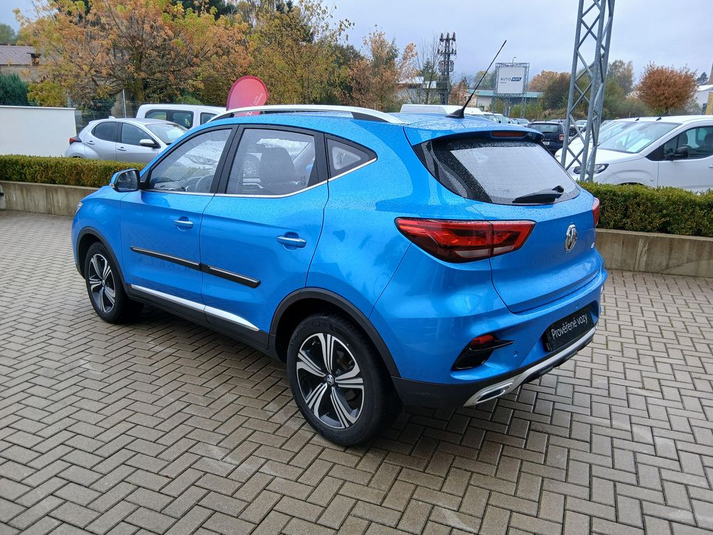 MG ZS