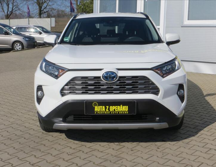 Toyota RAV4 2
