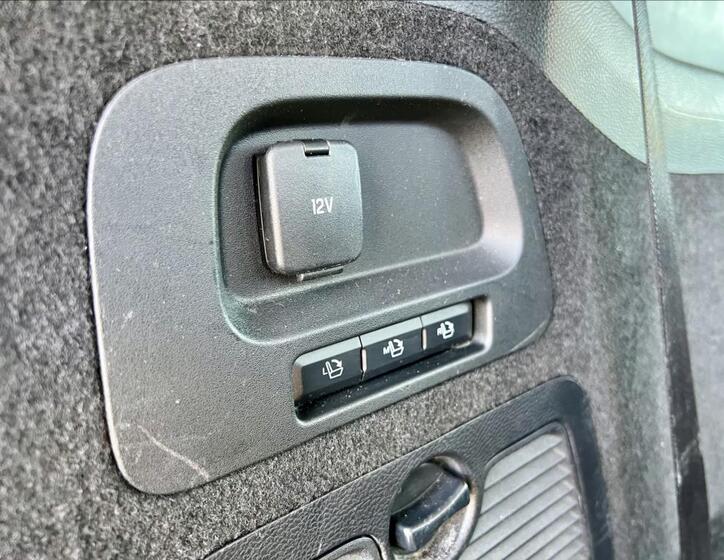 Ford Galaxy 19