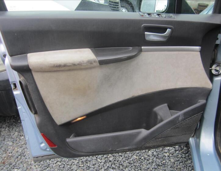 Peugeot 807 14