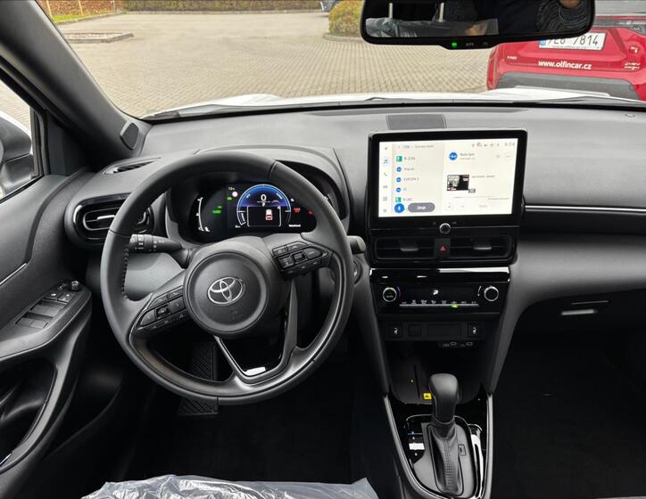 Toyota Yaris 10