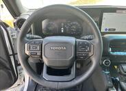 Toyota Land Cruiser 25