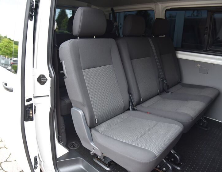 Volkswagen Transporter 18