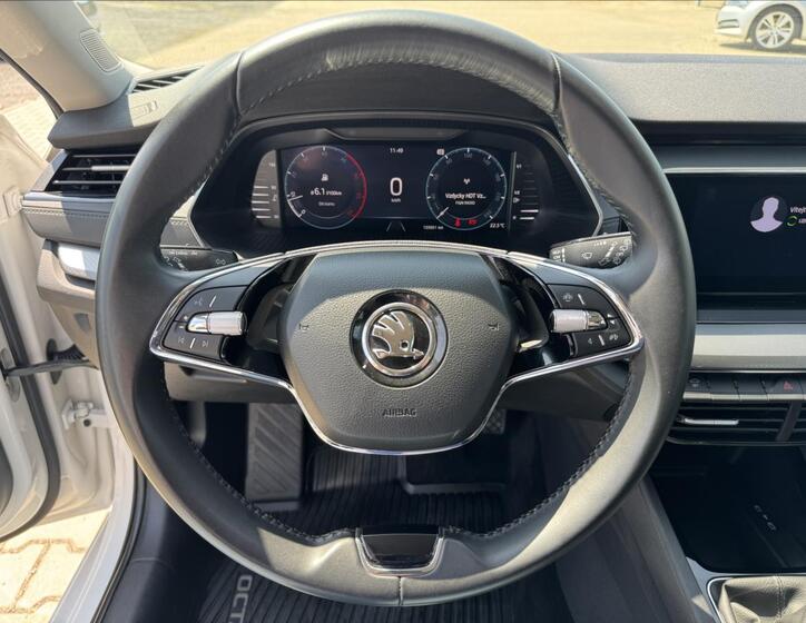 Škoda Octavia 10