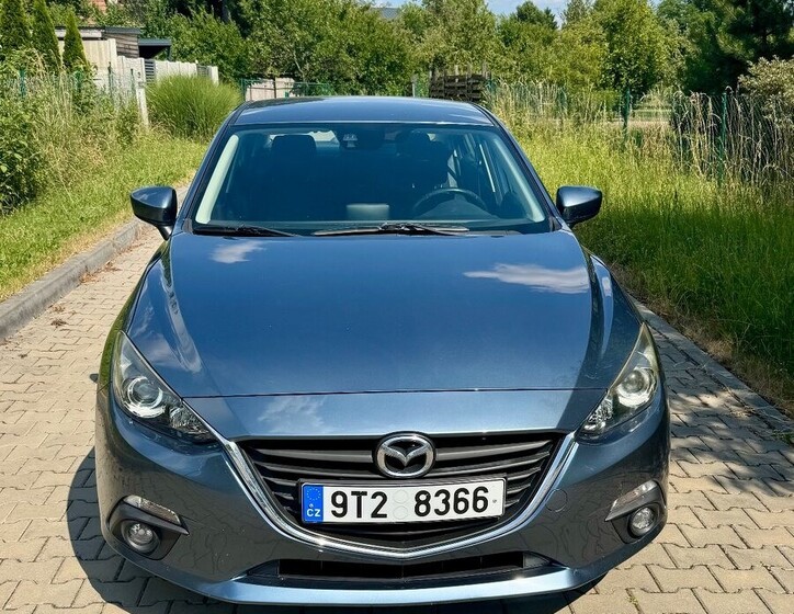 Mazda 3 1
