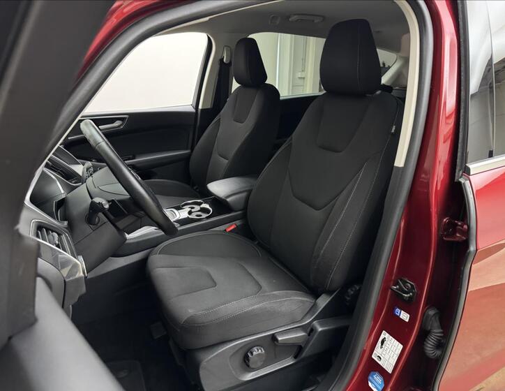 Ford S-MAX 40