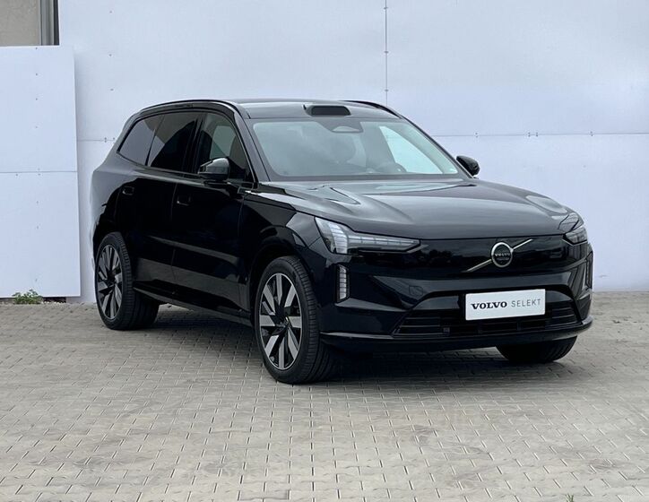 Volvo EX90 7