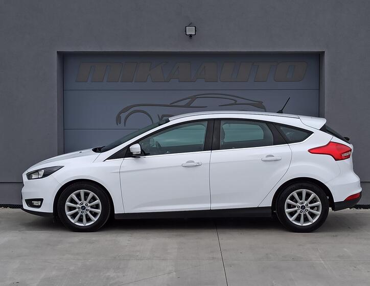 Ford Focus 8
