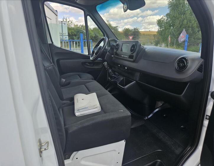 Mercedes-Benz Sprinter 5