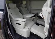 Lexus LM 350h 50