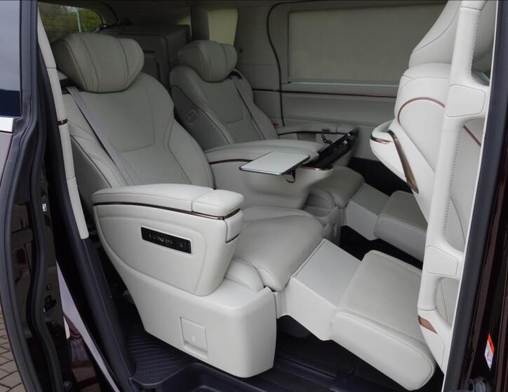 Lexus LM 350h 50