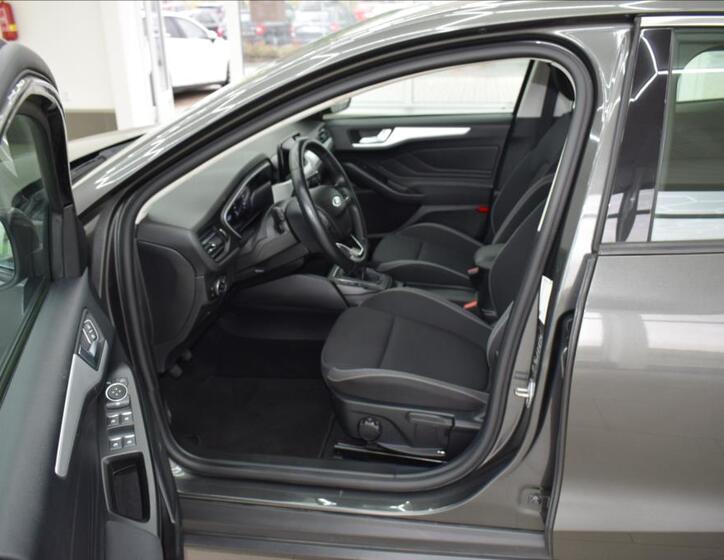 Ford Focus 10