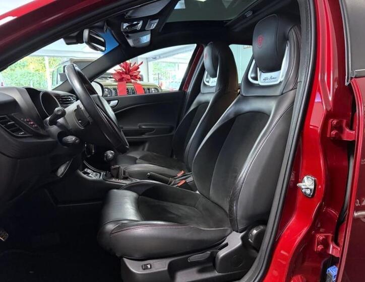 Alfa Romeo Giulietta 7