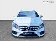 Mercedes-Benz GLA 8