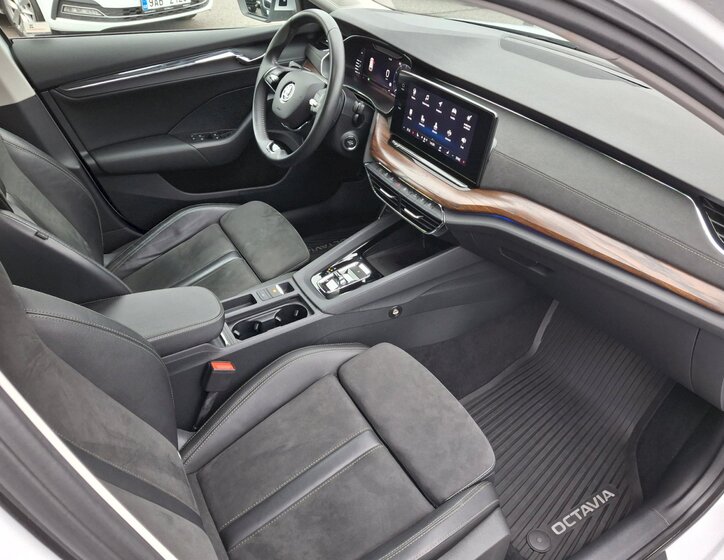 Škoda Octavia 14