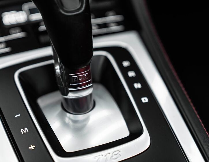 Porsche Boxster 16