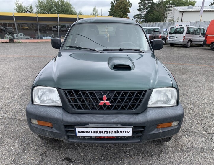 Mitsubishi L200 8