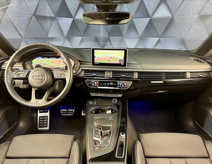 Audi A5 10