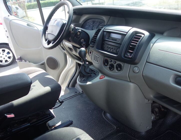 Renault Trafic 20