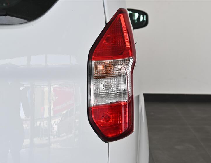 Ford Tourneo Courier 27