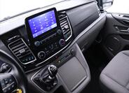 Ford Tourneo Custom 22