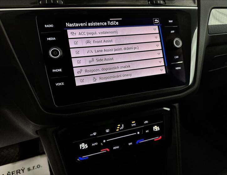 Volkswagen Tiguan 23