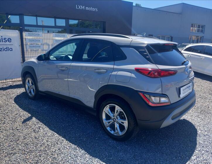 Hyundai Kona 5