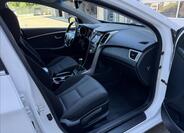 Hyundai i30 13
