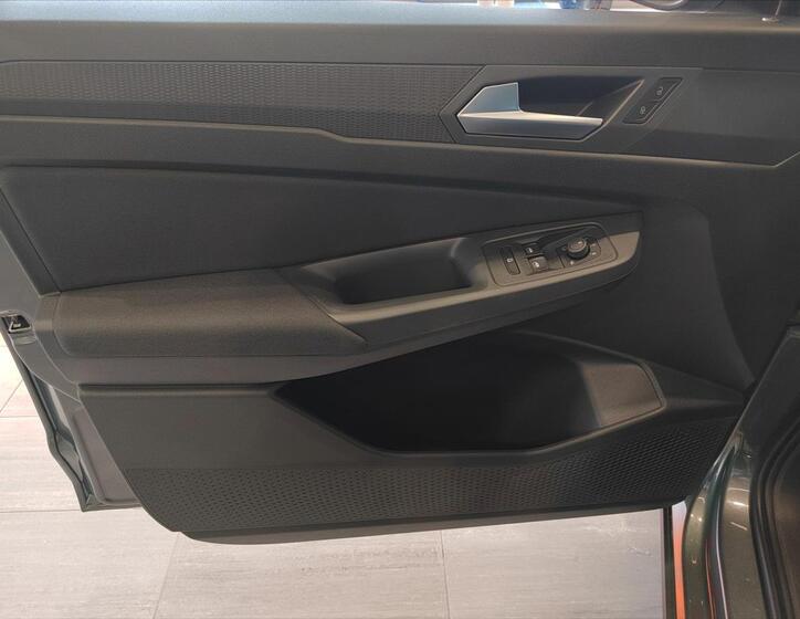 Ford Tourneo Connect 16