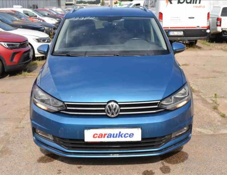 Volkswagen Touran 2