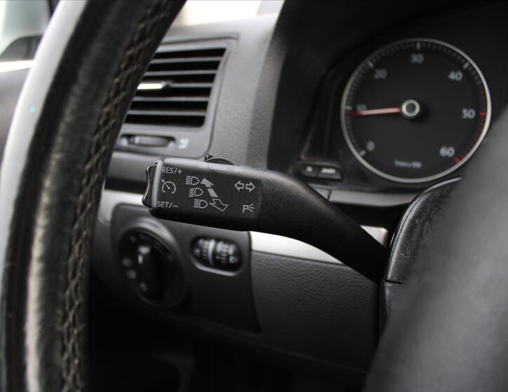 Volkswagen Golf 14