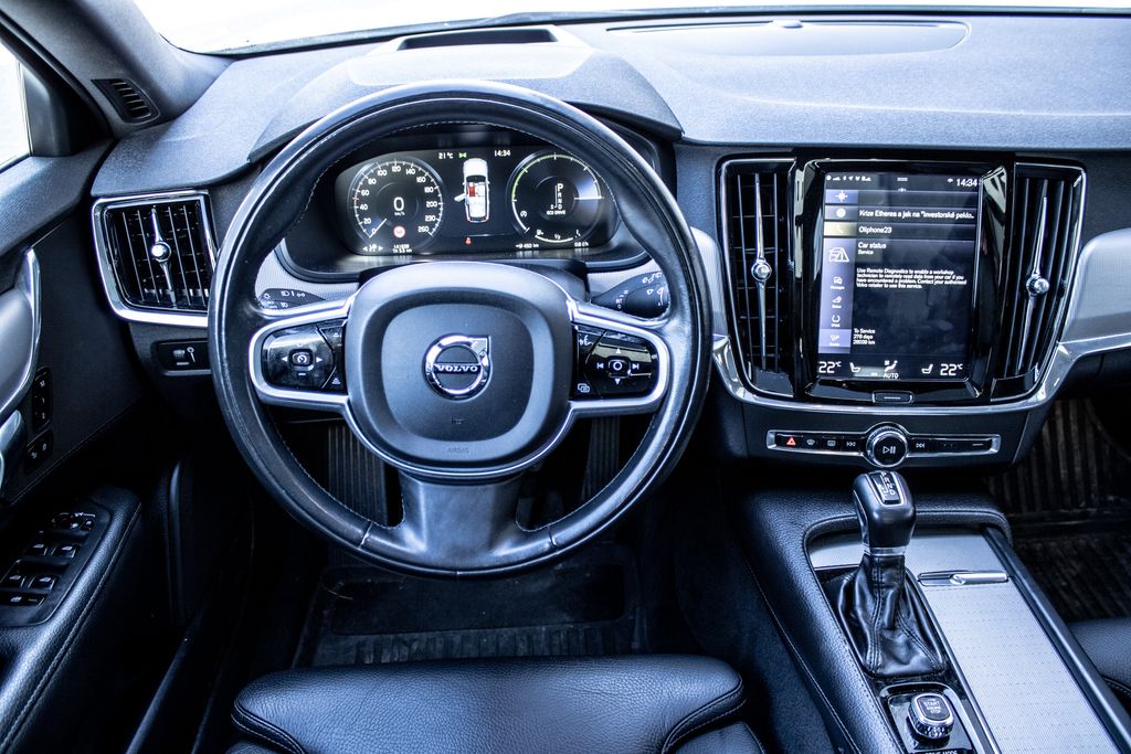 Volvo V90